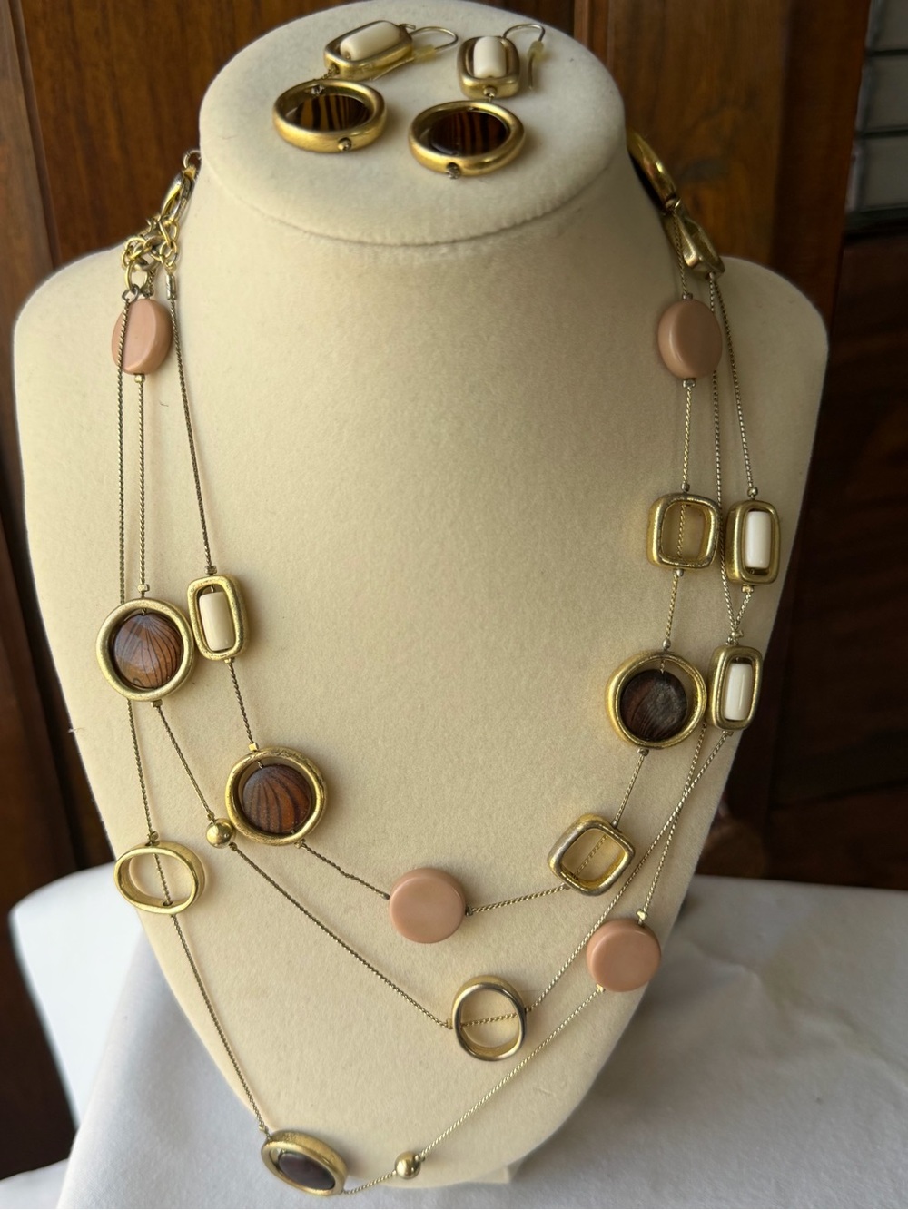 3 Piece Layered Necklace & Earrings Set Pink Brown Gold Tone Geometric Statement